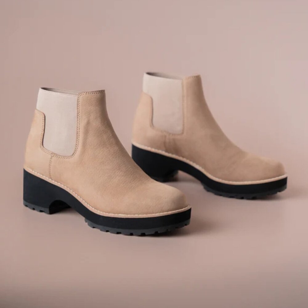 Eileen Fisher Tan Ankle Boots